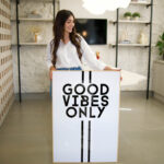 Quadro Decorativo Good Vibes Only - Imagem 4