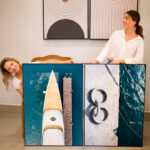 Quadro Decorativo Barco de Madeira e Anel de Amarração no Cais - Composição 258 - Imagem 3